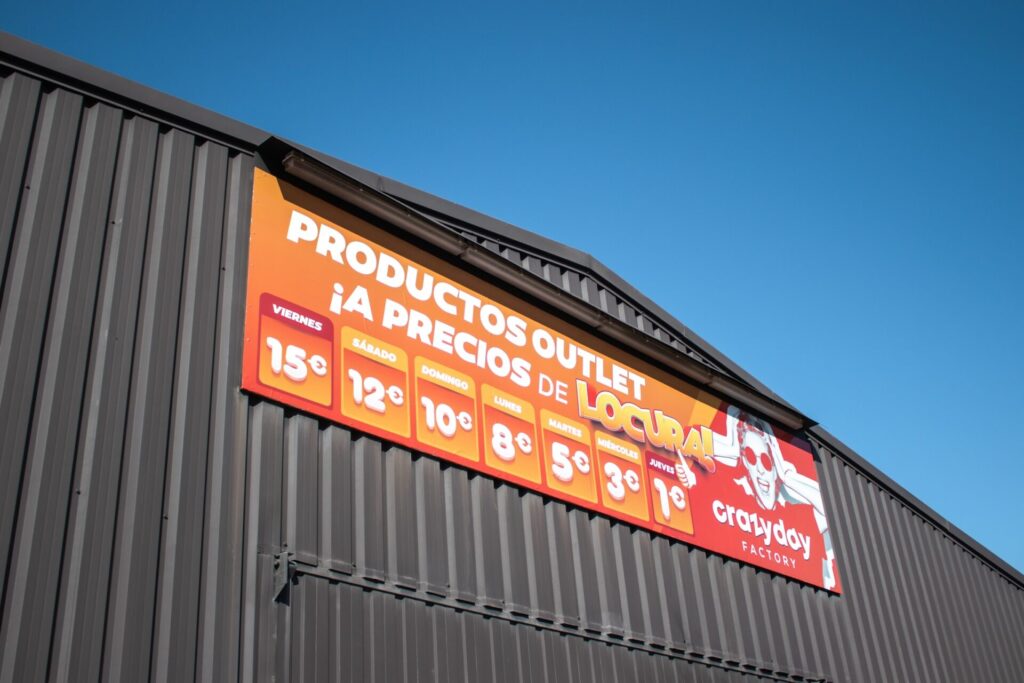 Crazy Day Factory, el outlet con productos de  hasta por un 1 euro,  abre una nueva tienda