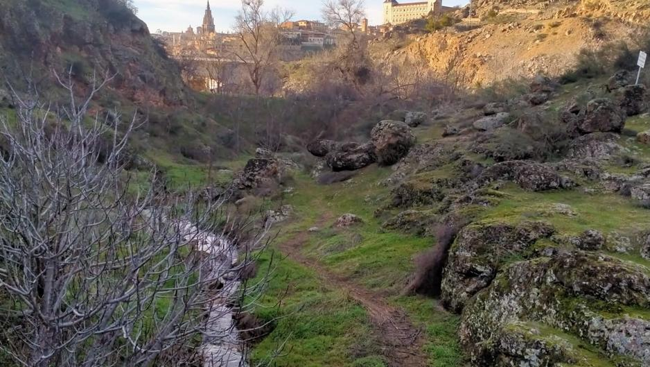 Encuentran un cadáver en el Arroyo de la Degollada