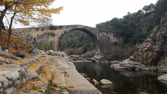 Puente Romano de Alardos - Foto de la página de la Comarca de la Vera