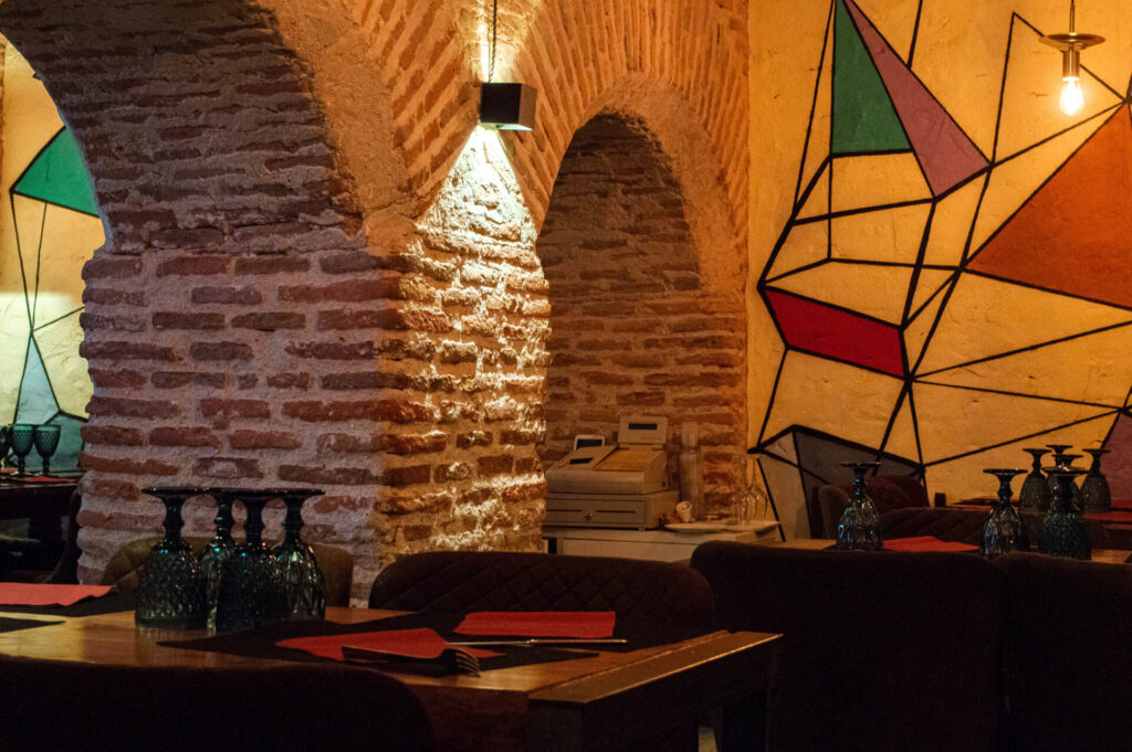 Restaurante Arrabal, historia y restauración en el Casco Antiguo