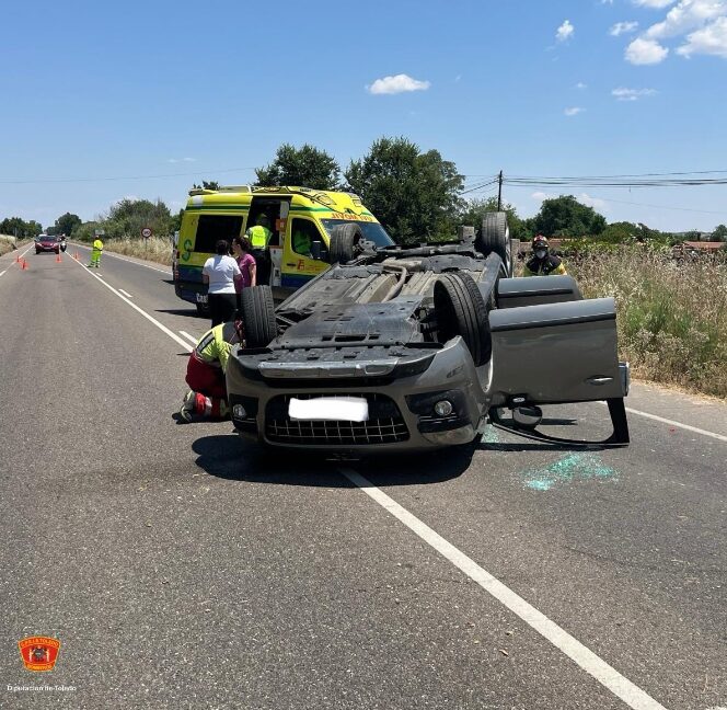 Una mujer ha salido herida tras volcar con su coche en Talavera