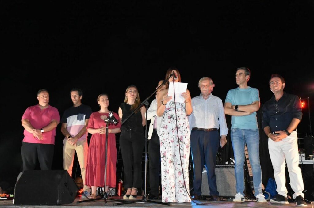 El PSOE participa en la fiesta tradicional de San Juan en Talavera