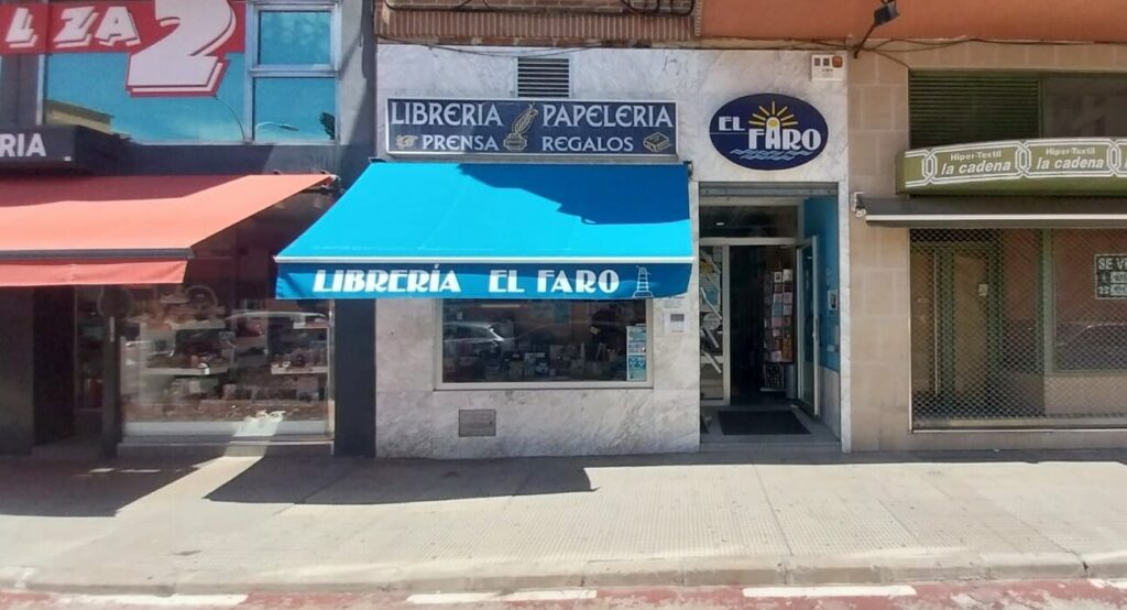 Fachada de la librería