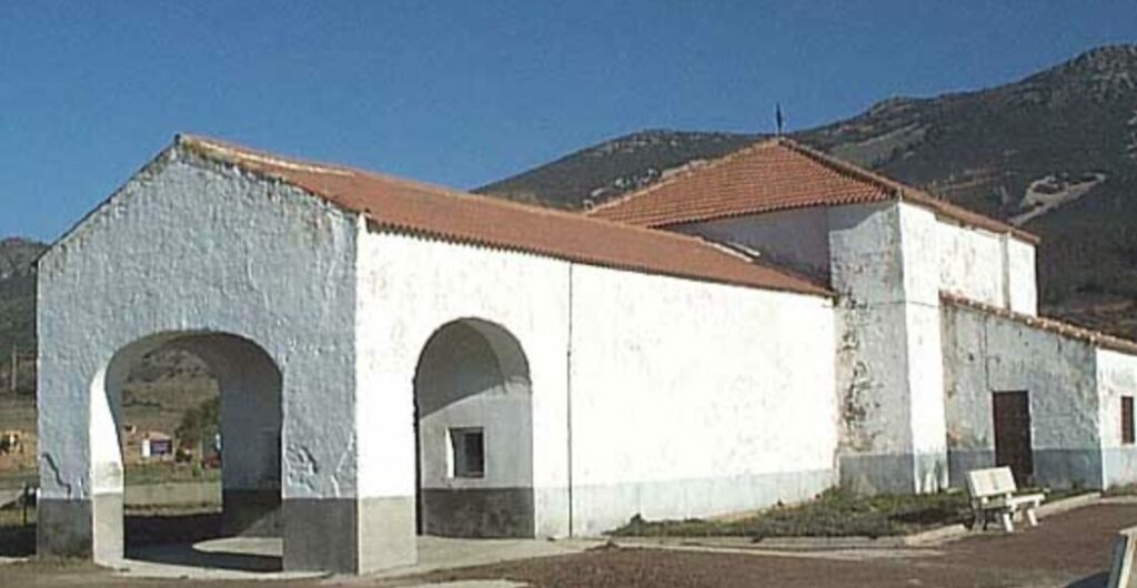 Sevilleja de la Jara, fusión única de patrimonio cultural y belleza natural