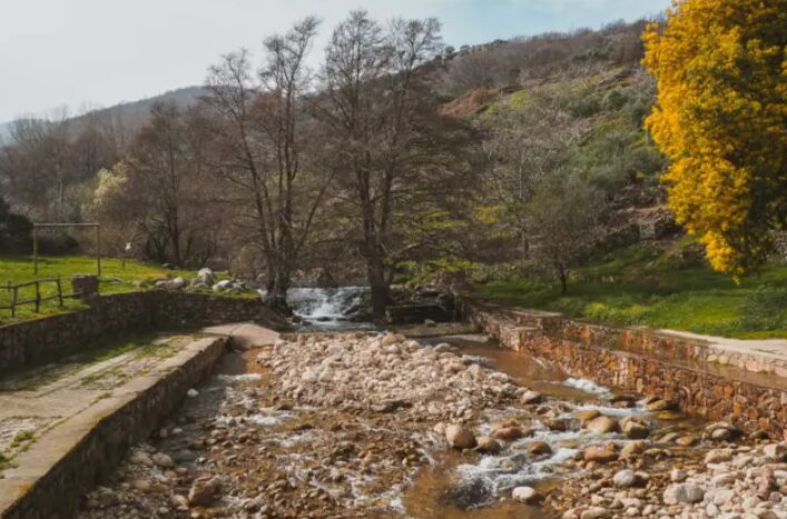 Piscina Natural Gargantilla: un oasis para el verano