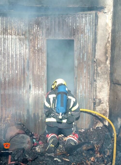 Varias naves de Talavera quedan devastadas por las llamas