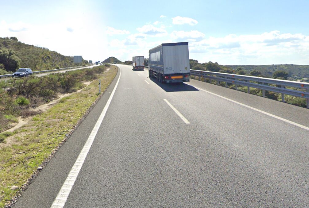 Dos heridos tras la colisión entre un autobús y un camión en la A-5 (Foto de Google Maps de la A-5 en dirección Madrid)