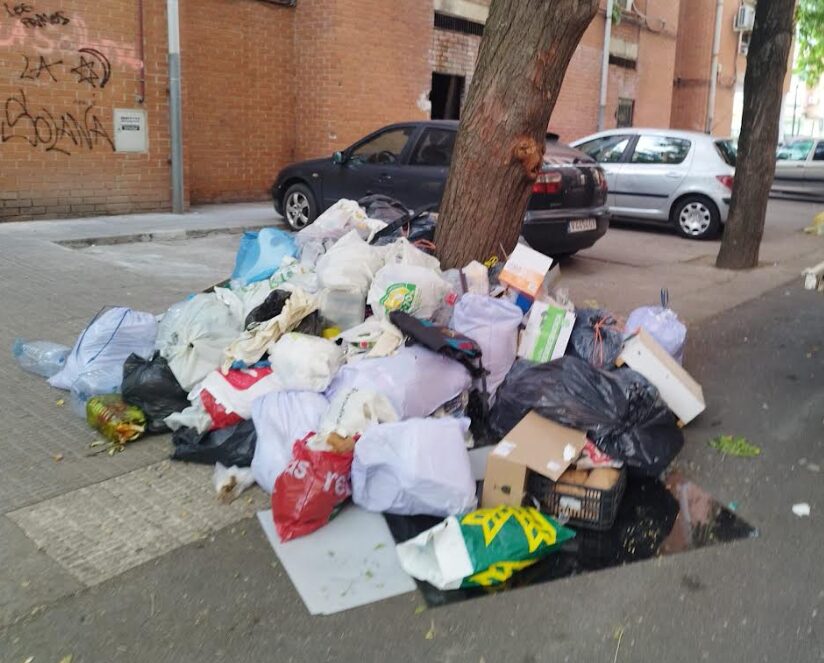 Continua la acumulación de basura en el Paseo de Colombia