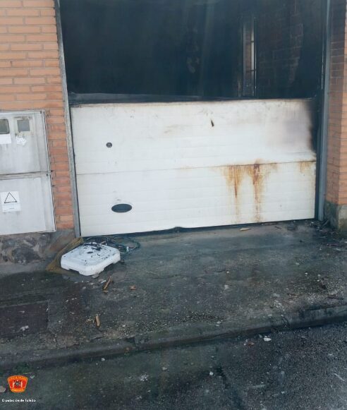 Incendio: tres hospitalizados por inhalación de humo en la Mata (Foto de CPEIS Toledo)