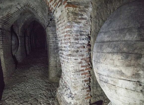 Cuevas del Cerro de los Castillejos