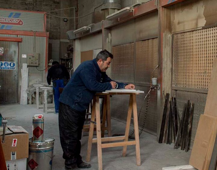 Lacados y Barnizados Alfredo García: Maestros del sector