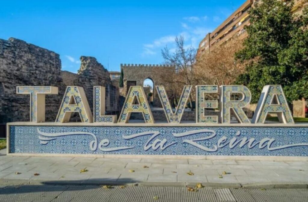 Talavera fusiona tradición cerámica y tecnología digital