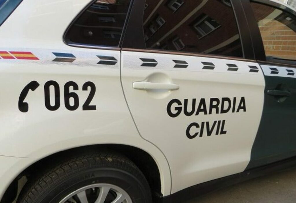 Detenido un varón por transportar una placa de cocaína en Santa Olalla