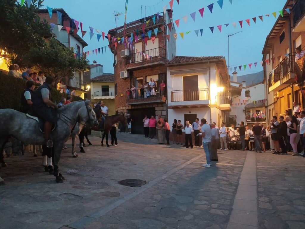 Villarejo del Valle, el encanto de la tradición y de la naturaleza en el corazón de la Sierra de Gredos