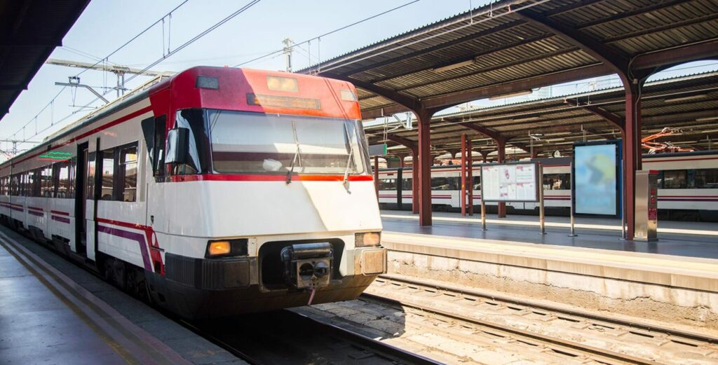 Descarrila un tren de cercanías en Guadalajara